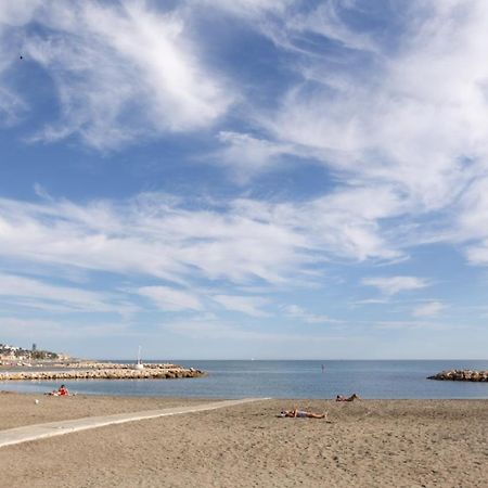 Apartamentos Chuita Playa Malaga Luaran gambar
