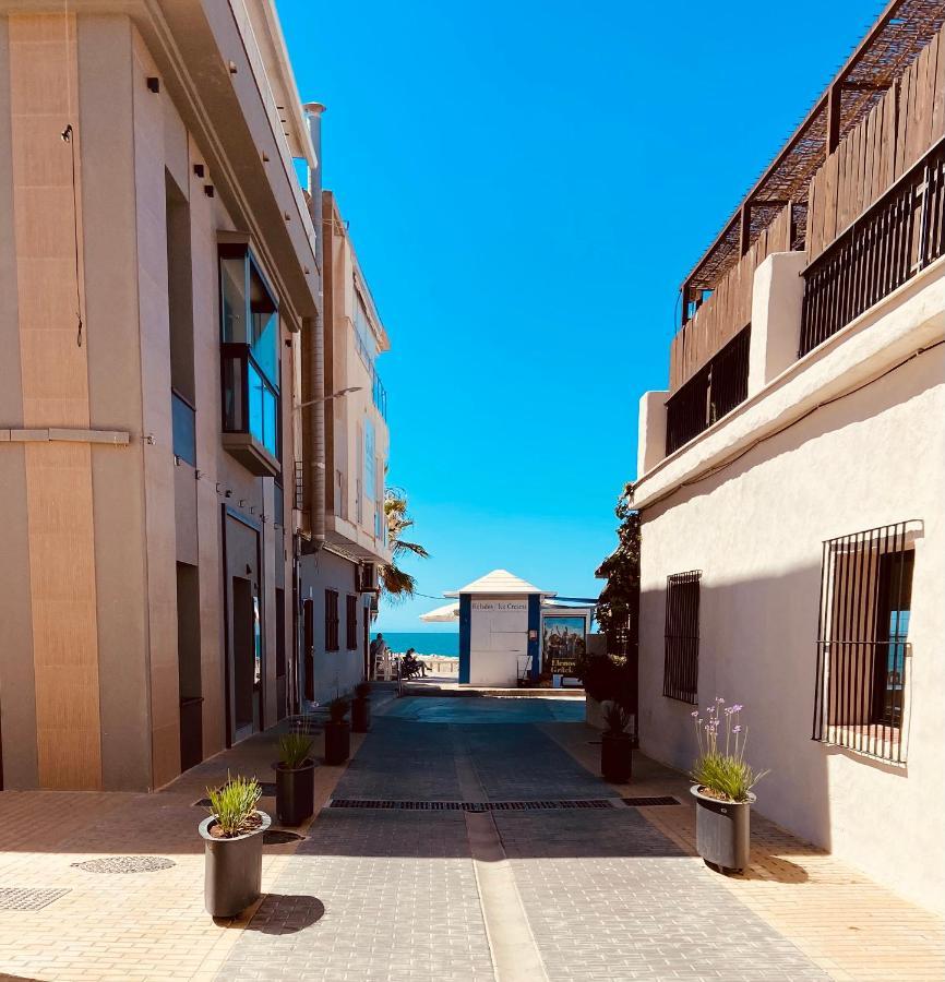 Apartamentos Chuita Playa Malaga Luaran gambar
