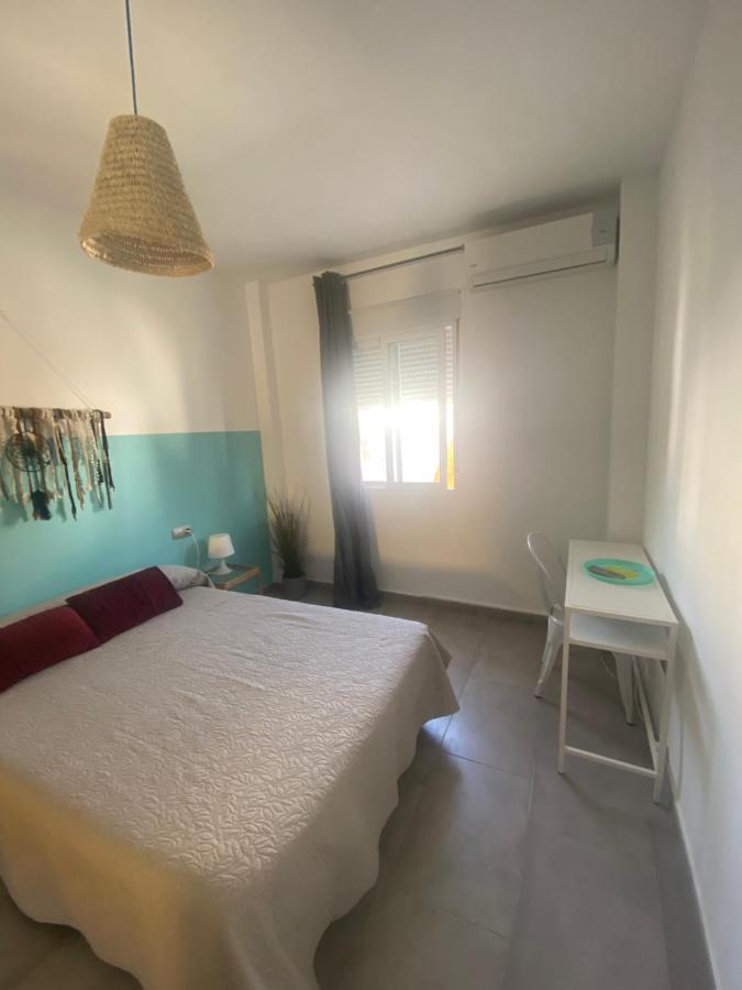 Apartamentos Chuita Playa Malaga Luaran gambar