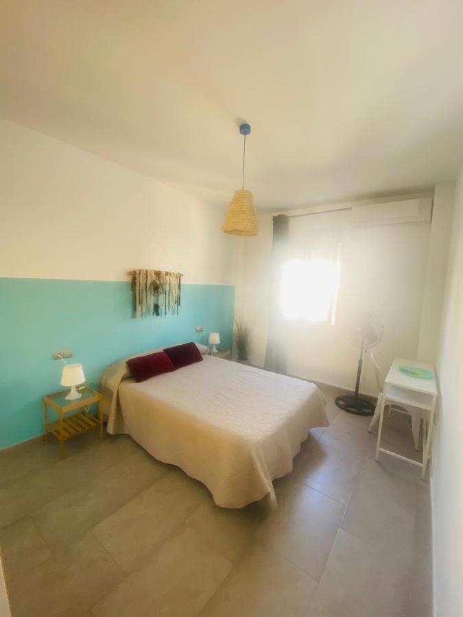 Apartamentos Chuita Playa Malaga Luaran gambar
