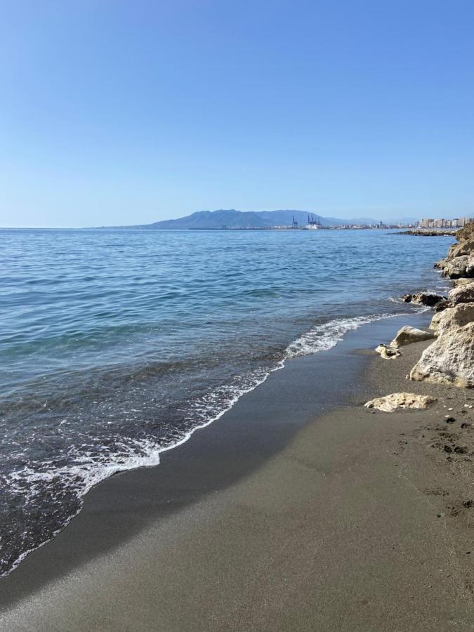 Apartamentos Chuita Playa Malaga Luaran gambar