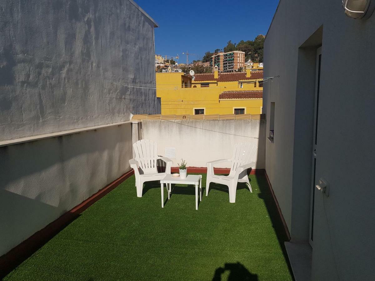 Apartamentos Chuita Playa Malaga Luaran gambar